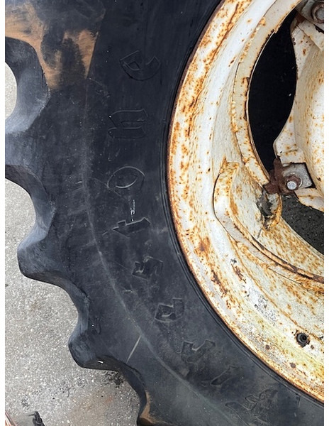 Firestone 18.4 R34 - Rim: picture 3 Firestone 18.4 R34 - Rim: picture 3