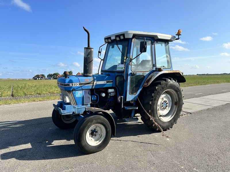 Ford 5110 - Farm tractor: picture 1 Ford 5110 - Farm tractor: picture 1