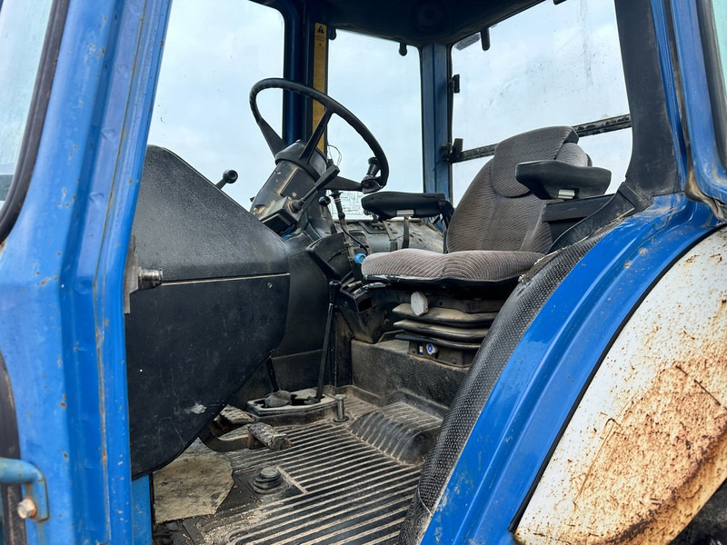 Ford 8210 - Farm tractor: picture 4 Ford 8210 - Farm tractor: picture 4