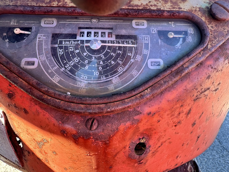 Zetor 4511 - Farm tractor: picture 5 Zetor 4511 - Farm tractor: picture 5