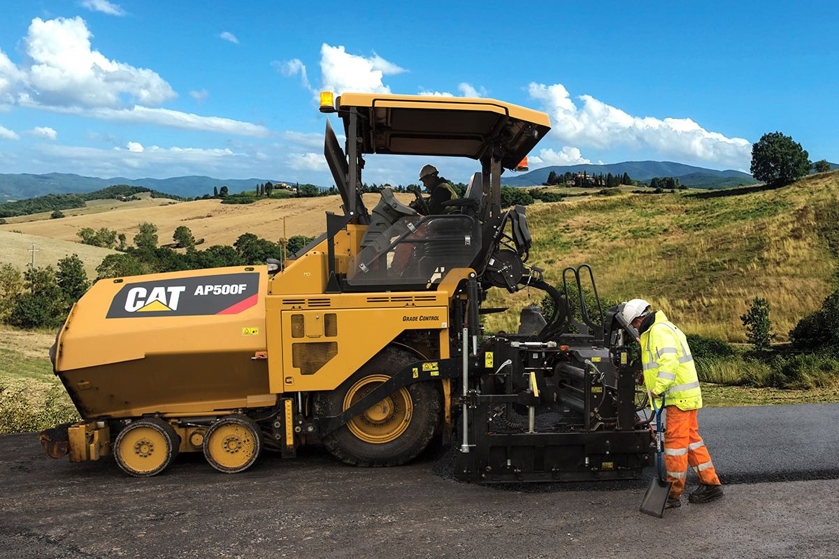 Caterpillar AP500F - Asphalt paver: picture 1 Caterpillar AP500F - Asphalt paver: picture 1