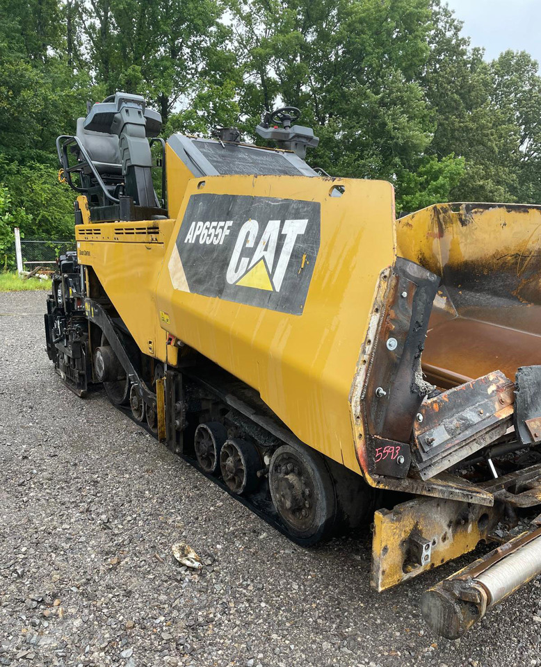 Caterpillar AP655F - Asphalt paver: picture 3 Caterpillar AP655F - Asphalt paver: picture 3