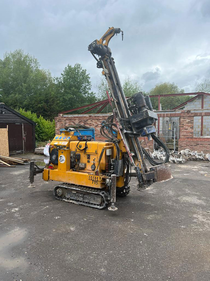 Cobra T-15 - Pile driver: picture 2 Cobra T-15 - Pile driver: picture 2