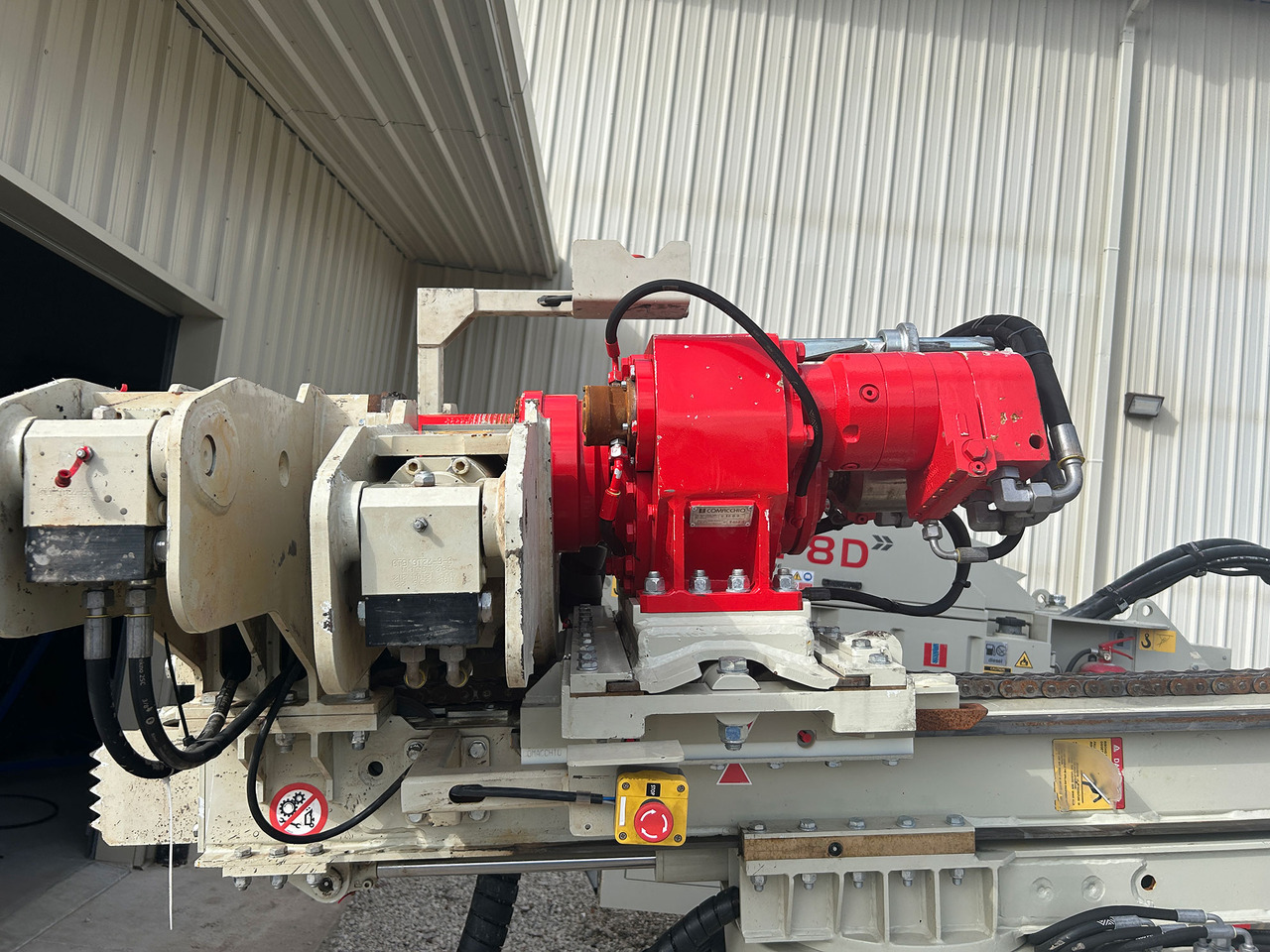 Comacchio MC4D - Pile driver: picture 3 Comacchio MC4D - Pile driver: picture 3