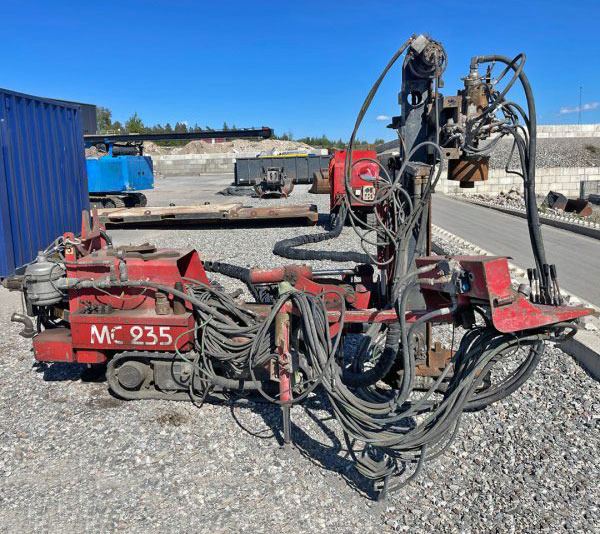 Comacchio mc 235 - Pile driver: picture 2 Comacchio mc 235 - Pile driver: picture 2