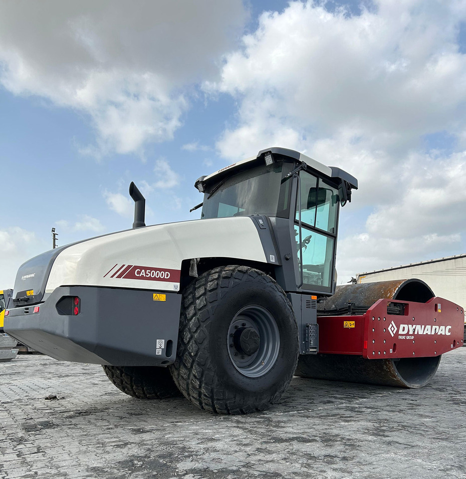 Dynapac CA5000D - Compactor: picture 5 Dynapac CA5000D - Compactor: picture 5