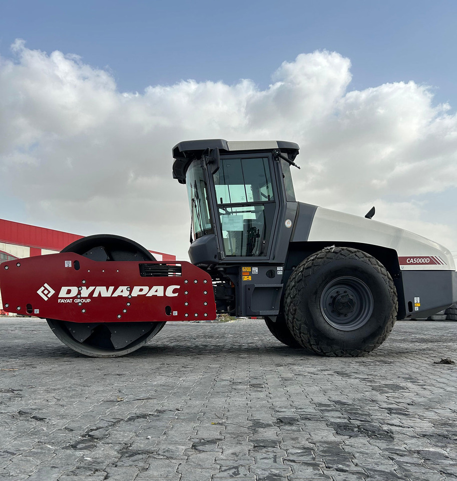 Dynapac CA5000D - Compactor: picture 1 Dynapac CA5000D - Compactor: picture 1