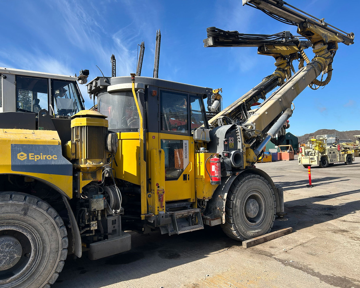 Epiroc E2C - Directional boring machine: picture 2 Epiroc E2C - Directional boring machine: picture 2