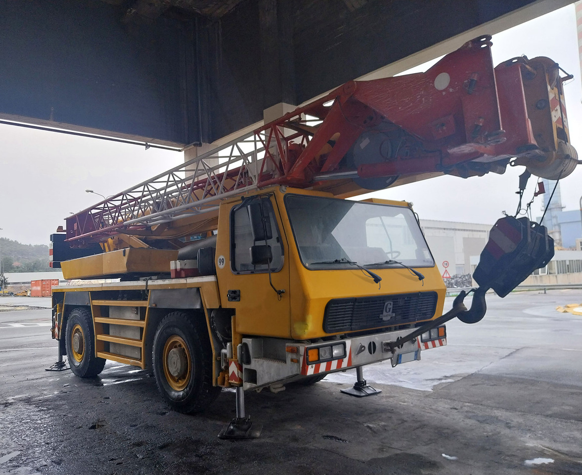 Grove GMK 2035 - Mobile crane: picture 2 Grove GMK 2035 - Mobile crane: picture 2