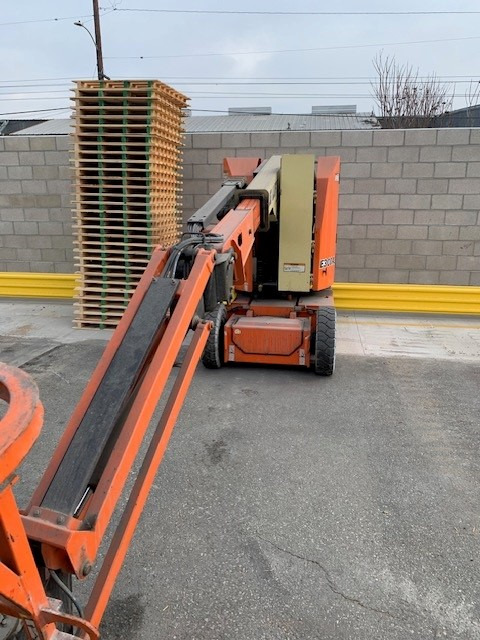 JLG E300AJP - Telescopic wheel loader: picture 4 JLG E300AJP - Telescopic wheel loader: picture 4