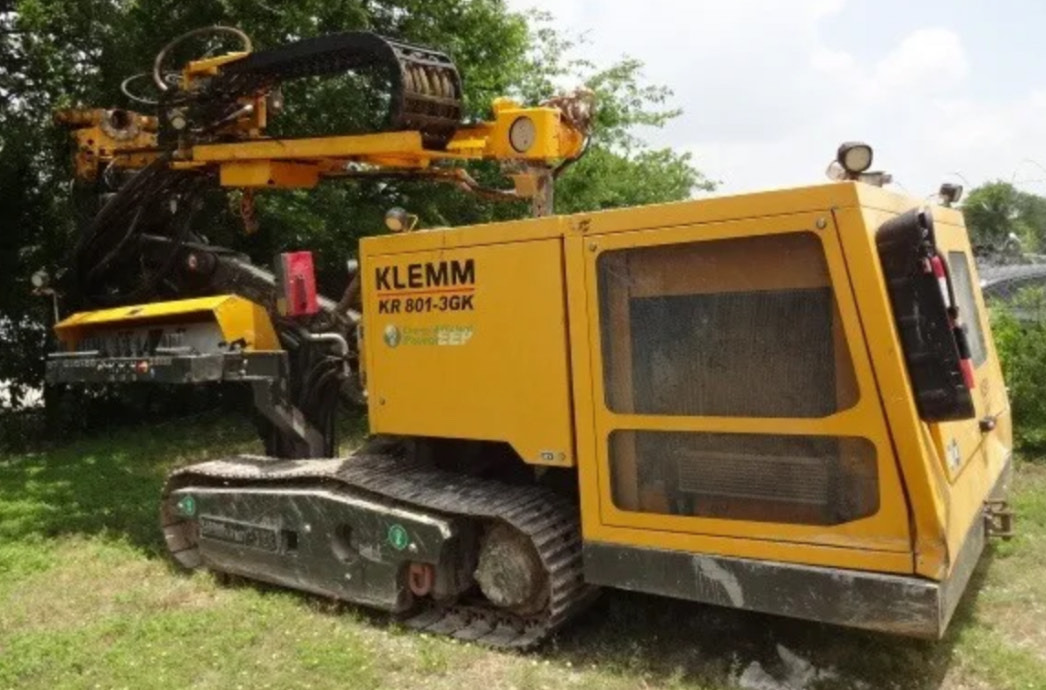 Klemm KR 801-3GK - Pile driver: picture 1 Klemm KR 801-3GK - Pile driver: picture 1