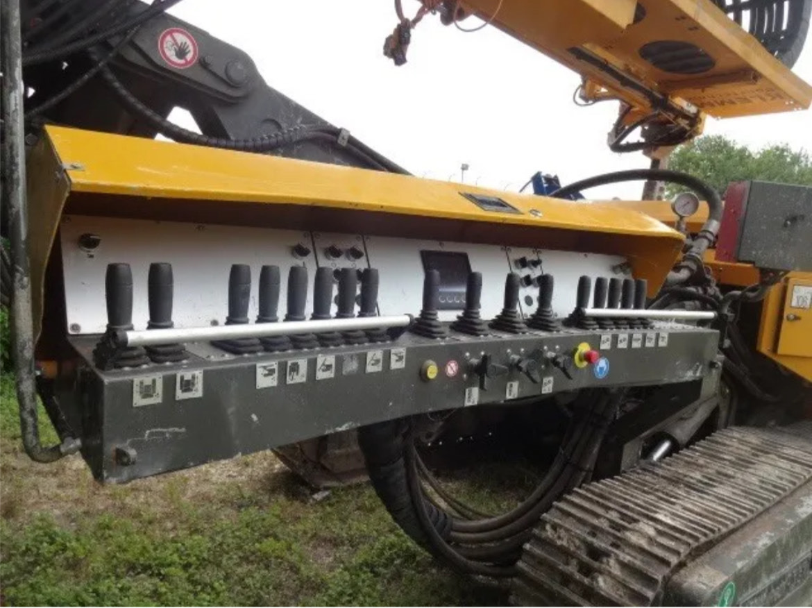 Klemm KR 801-3GK - Pile driver: picture 5 Klemm KR 801-3GK - Pile driver: picture 5