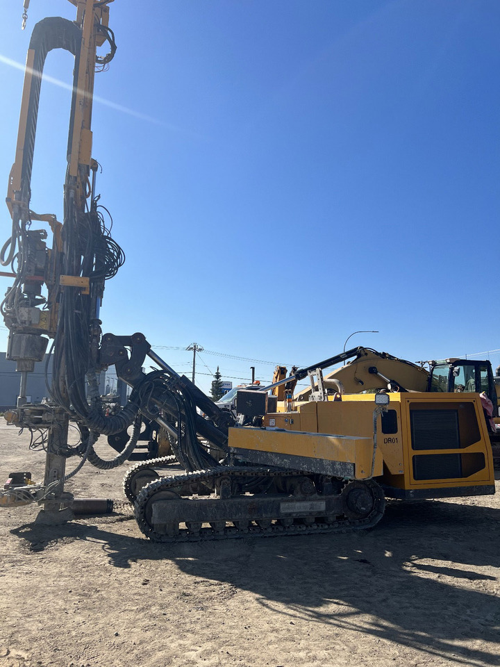 Klemm KR 806-3G - Pile driver: picture 2 Klemm KR 806-3G - Pile driver: picture 2
