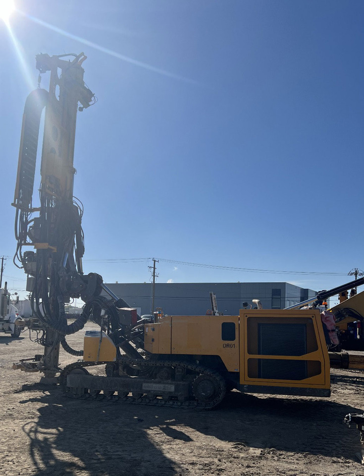 Klemm KR 806-3G - Pile driver: picture 3 Klemm KR 806-3G - Pile driver: picture 3
