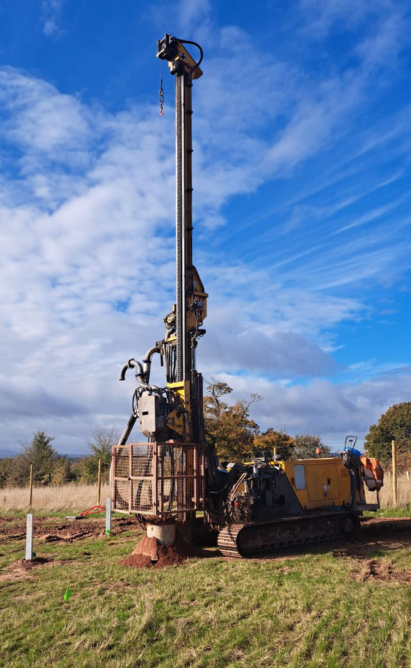 Klemm KR709 - Pile driver: picture 1 Klemm KR709 - Pile driver: picture 1
