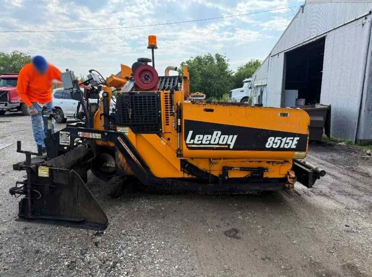 Leeboy 8515E - Asphalt paver: picture 3 Leeboy 8515E - Asphalt paver: picture 3