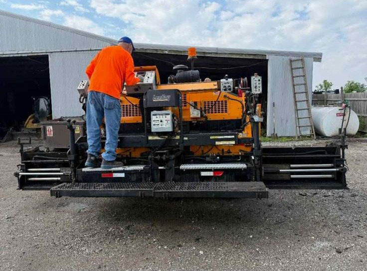 Leeboy 8515E - Asphalt paver: picture 5 Leeboy 8515E - Asphalt paver: picture 5