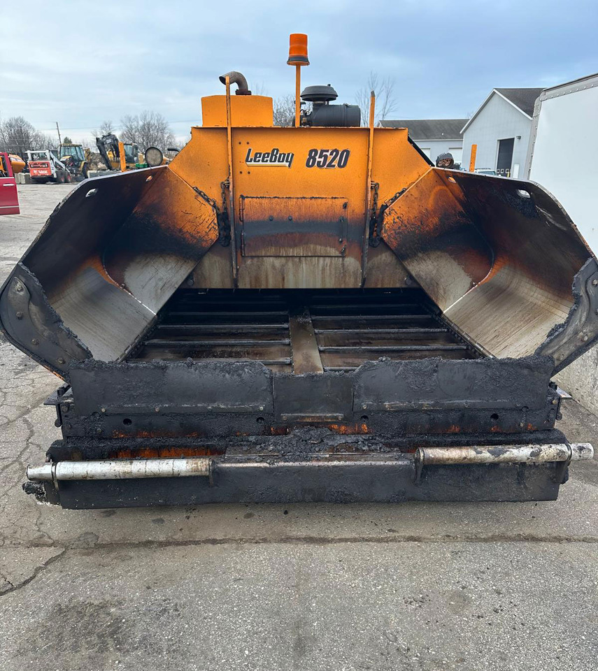Leeboy 8520 - Asphalt paver: picture 5 Leeboy 8520 - Asphalt paver: picture 5