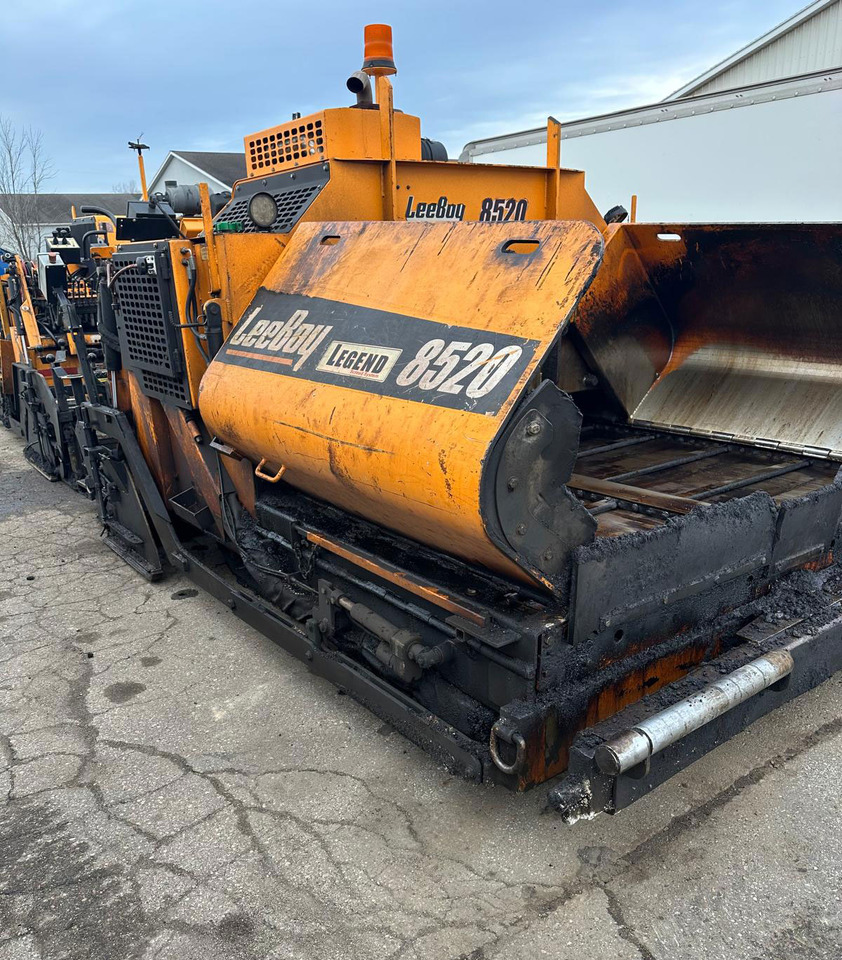 Leeboy 8520 - Asphalt paver: picture 2 Leeboy 8520 - Asphalt paver: picture 2