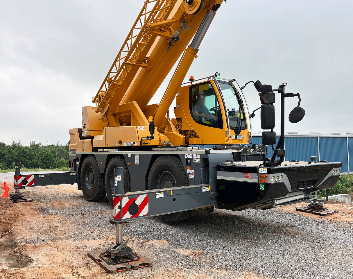 Liebherr LTC 1050-3.1 - Mobile crane: picture 2 Liebherr LTC 1050-3.1 - Mobile crane: picture 2