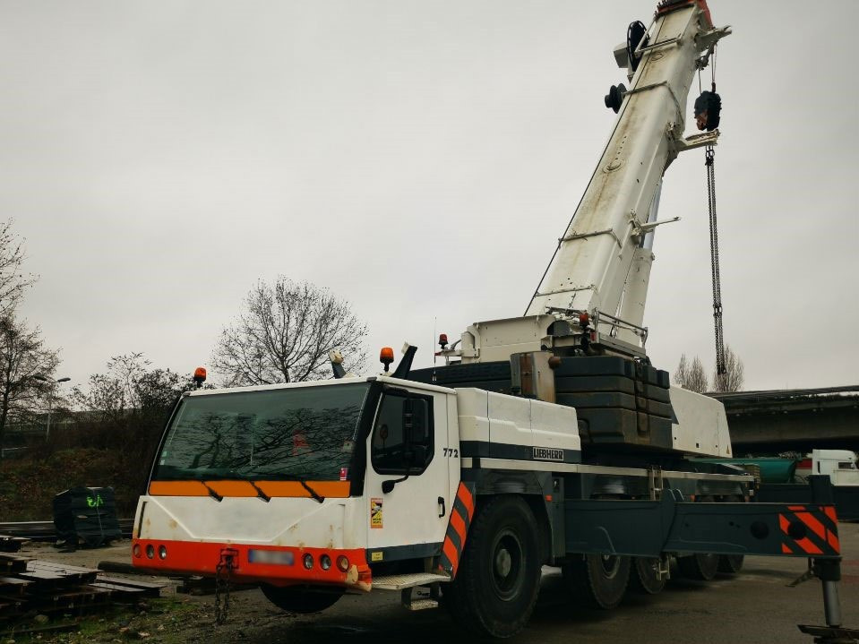 Liebherr LTM 1200-5.1 - Mobile crane: picture 3 Liebherr LTM 1200-5.1 - Mobile crane: picture 3