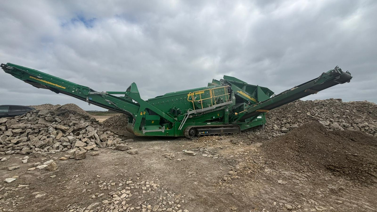 McCloskey R230 - Screener: picture 2 McCloskey R230 - Screener: picture 2