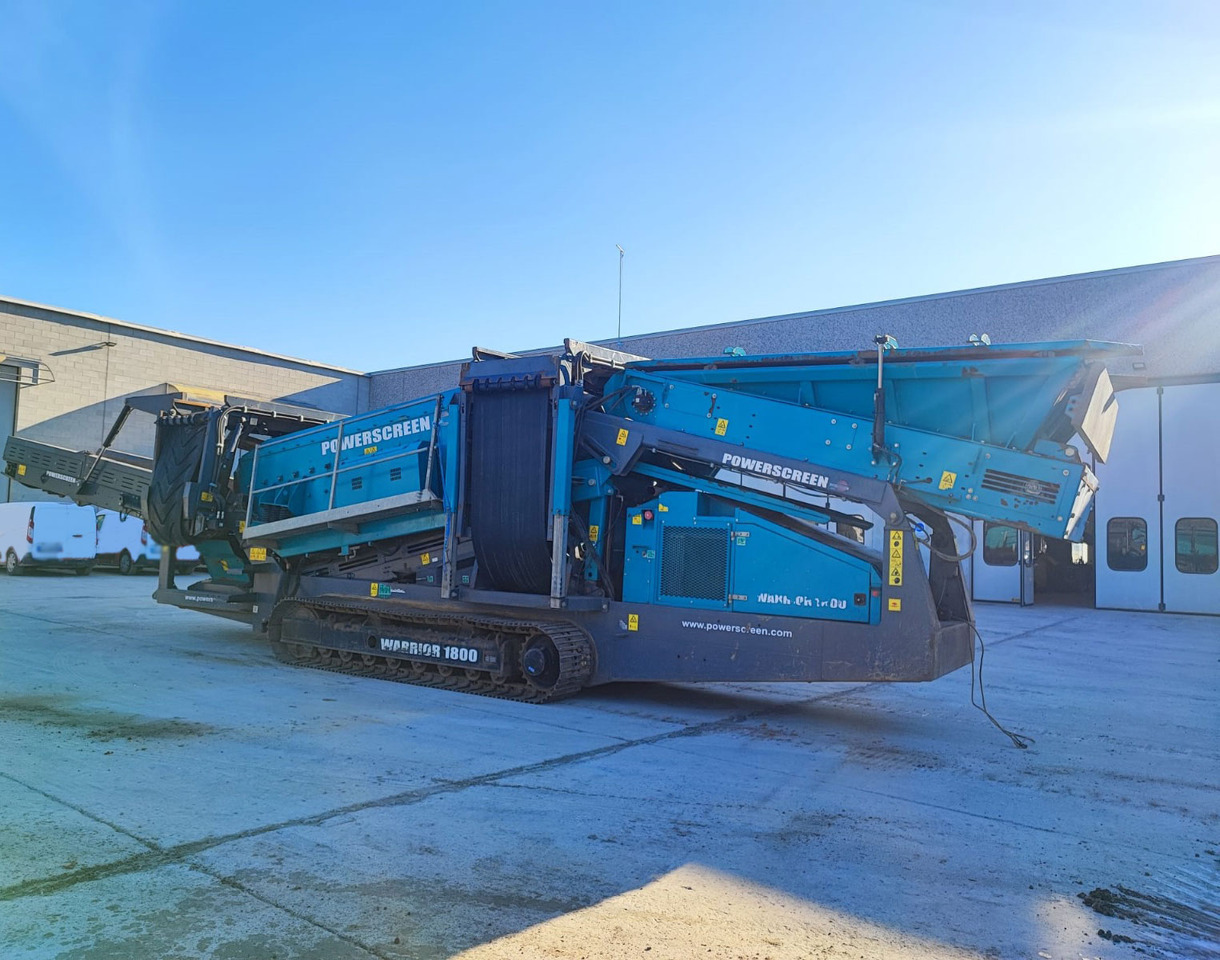 Powerscreen Warrior 1800 - Screener: picture 2 Powerscreen Warrior 1800 - Screener: picture 2