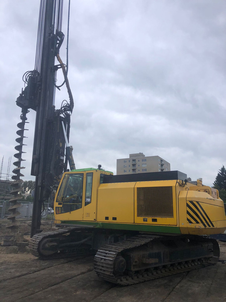 RTG RG18T - Pile driver: picture 1 RTG RG18T - Pile driver: picture 1