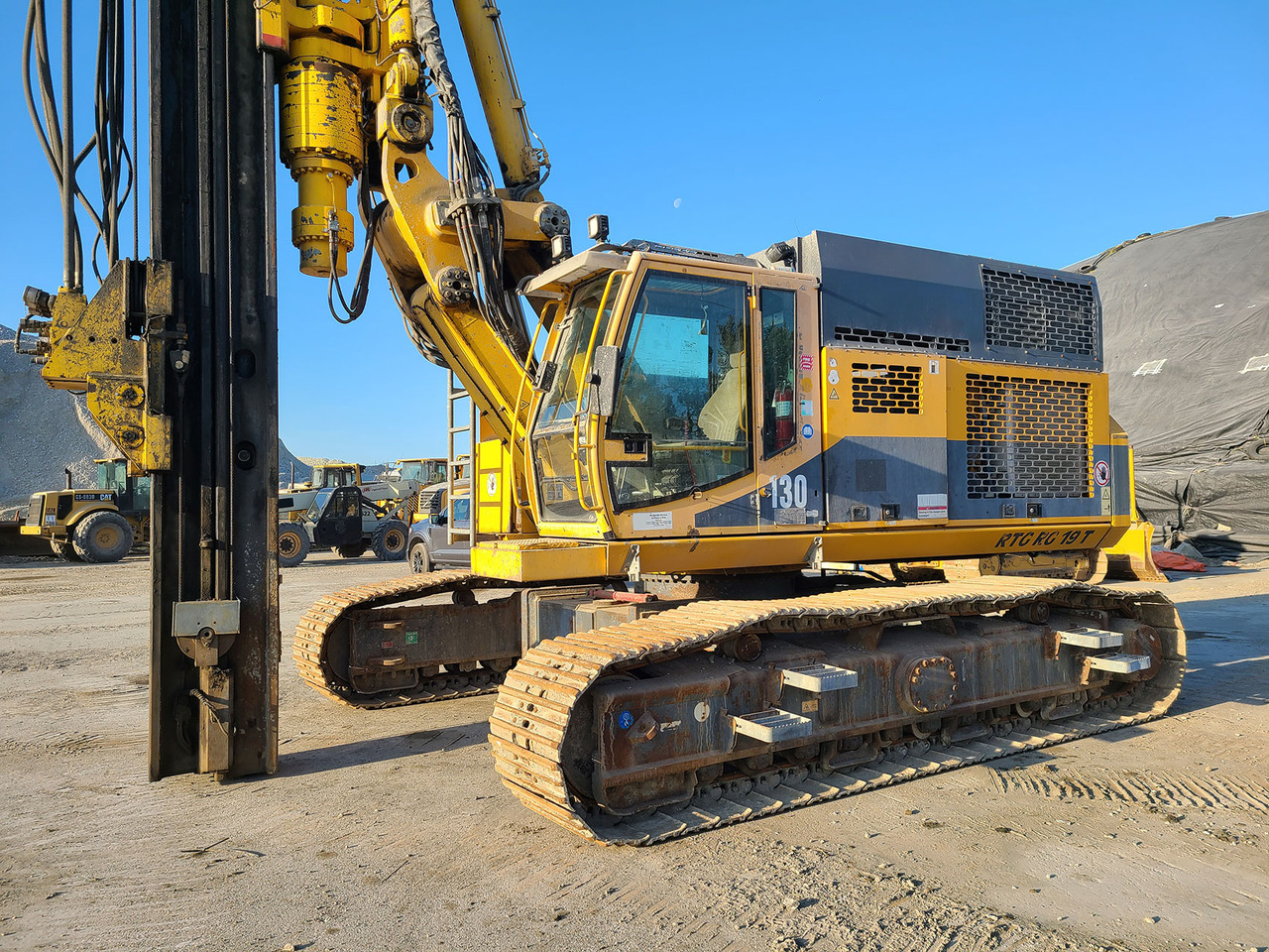 RTG RG19T - Pile driver: picture 2 RTG RG19T - Pile driver: picture 2