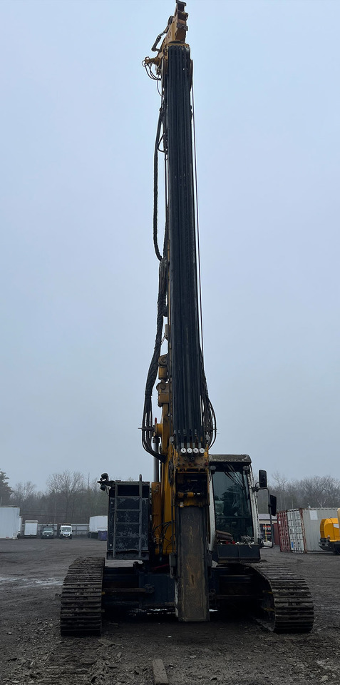 RTG RG19T - Pile driver: picture 3 RTG RG19T - Pile driver: picture 3