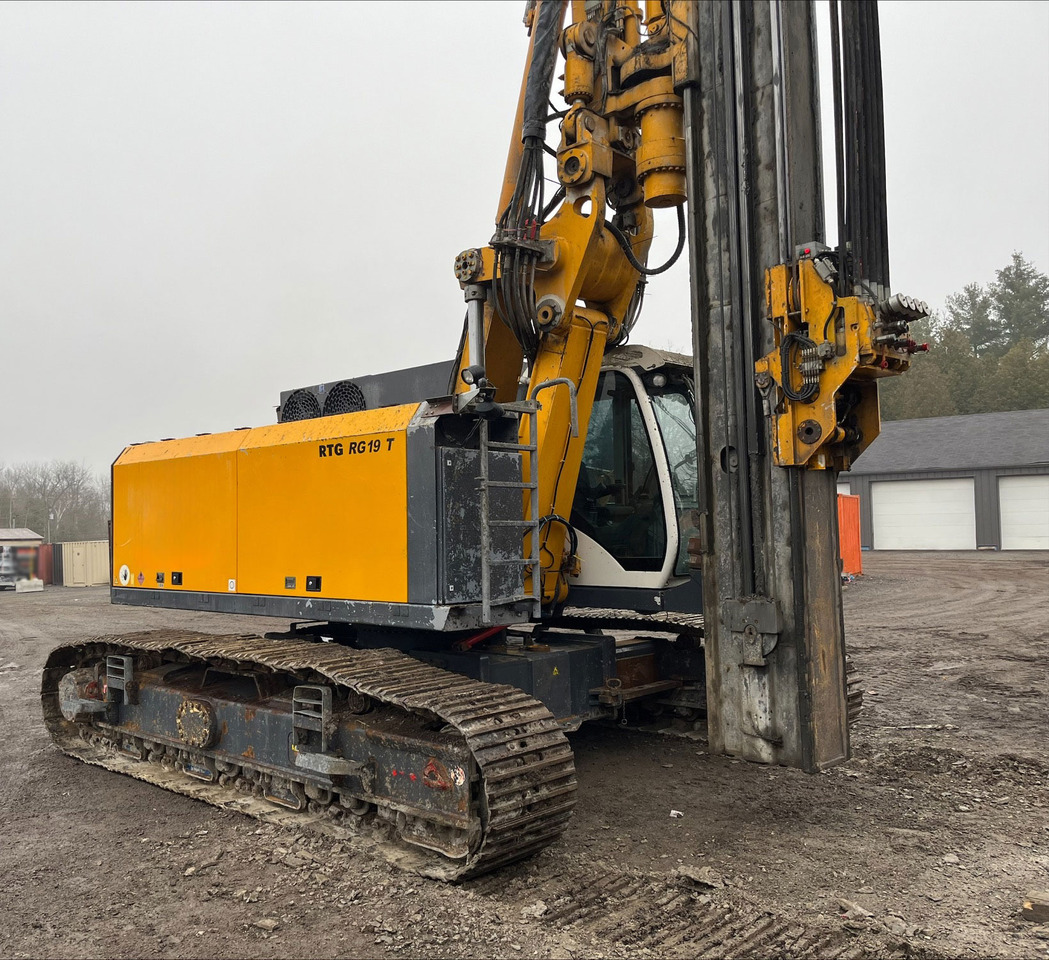 RTG RG19T - Pile driver: picture 1 RTG RG19T - Pile driver: picture 1