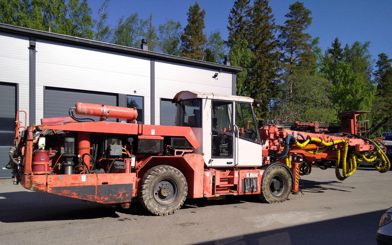 Sandvik DT920 - Drilling rig: picture 4 Sandvik DT920 - Drilling rig: picture 4