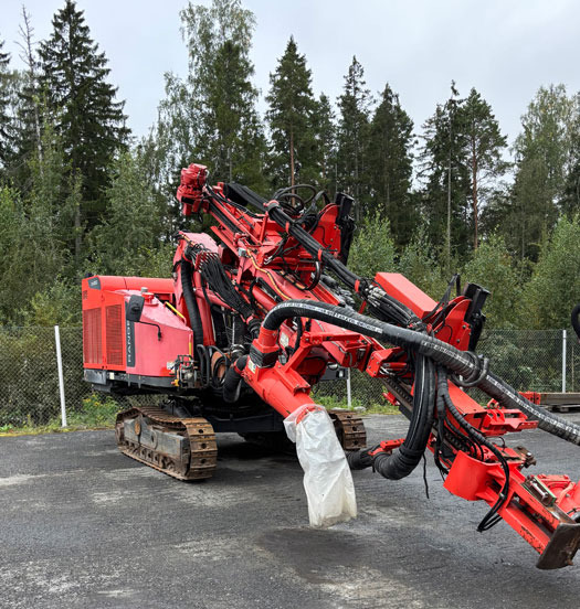 Sandvik DX800 S5 - Drilling rig: picture 1 Sandvik DX800 S5 - Drilling rig: picture 1