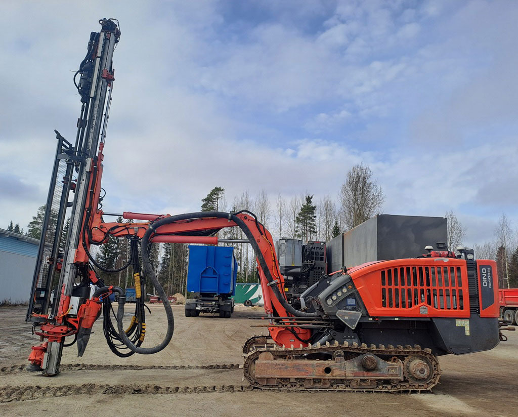 Sandvik Dino DC400Ri - Drilling rig: picture 2 Sandvik Dino DC400Ri - Drilling rig: picture 2