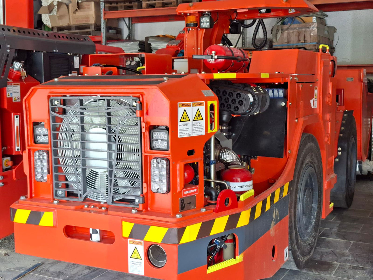 Sandvik LH202 - Mining machinery: picture 2 Sandvik LH202 - Mining machinery: picture 2