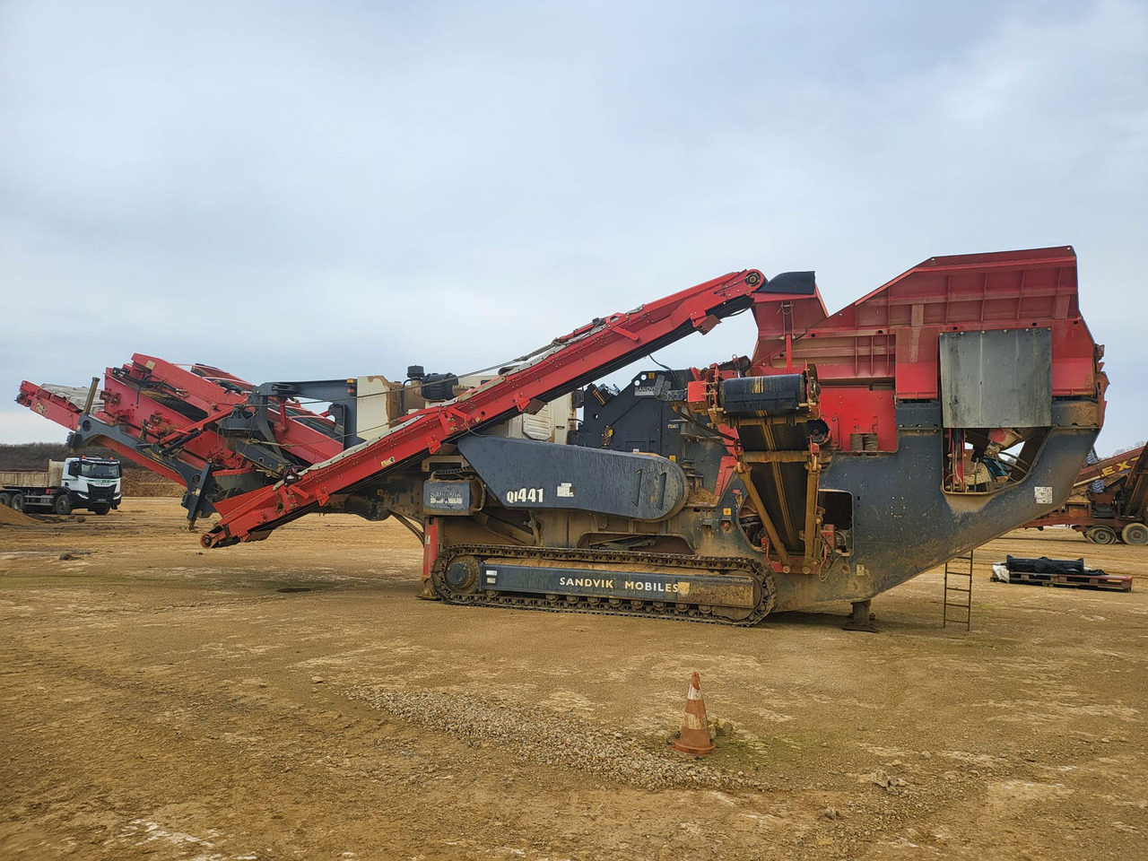 Sandvik QI441 HSSD - Impact crusher: picture 1 Sandvik QI441 HSSD - Impact crusher: picture 1