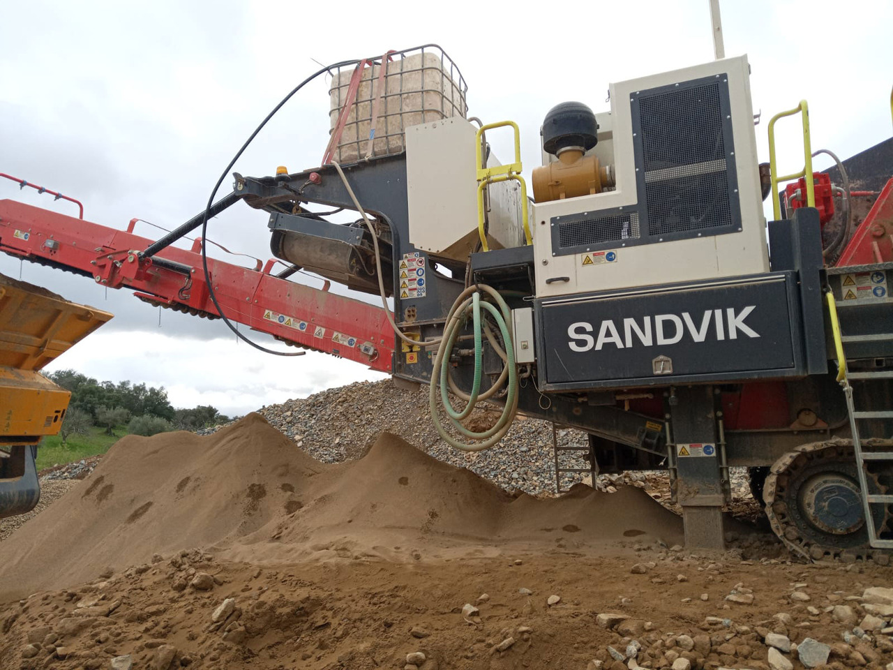 Sandvik QJ341 - Jaw crusher: picture 3 Sandvik QJ341 - Jaw crusher: picture 3