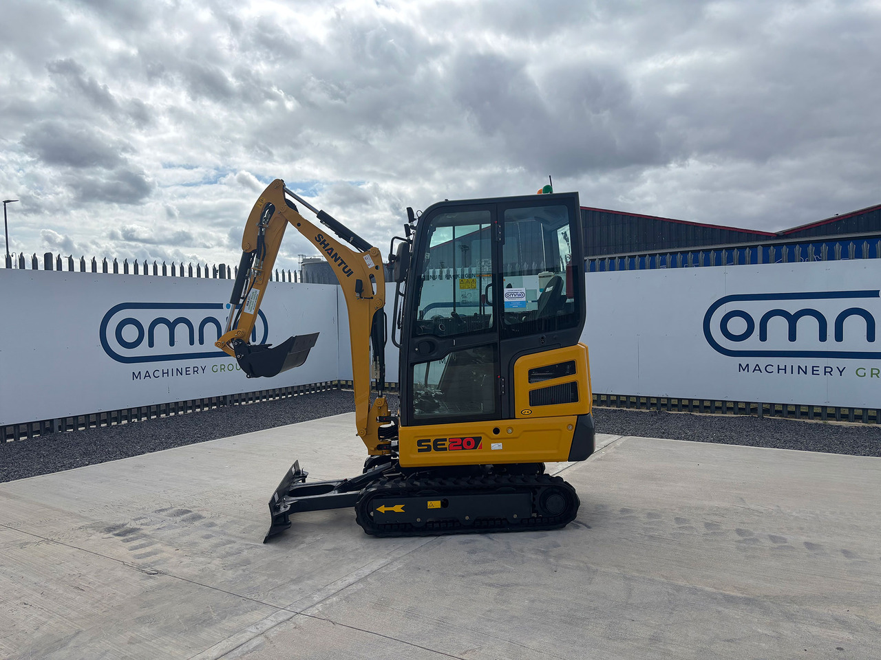 Shantui SE20 - Mini excavator: picture 3 Shantui SE20 - Mini excavator: picture 3