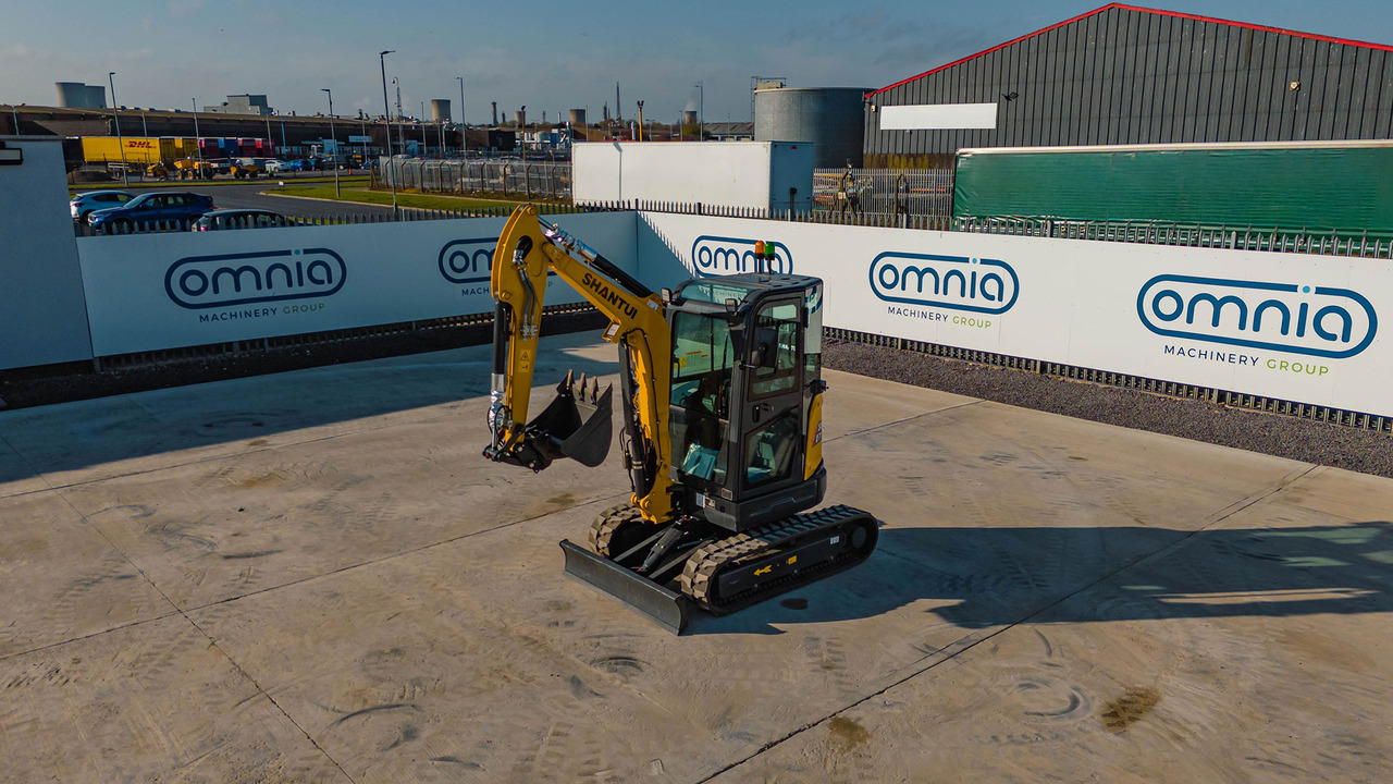 Shantui SE27SR - Mini excavator: picture 3 Shantui SE27SR - Mini excavator: picture 3