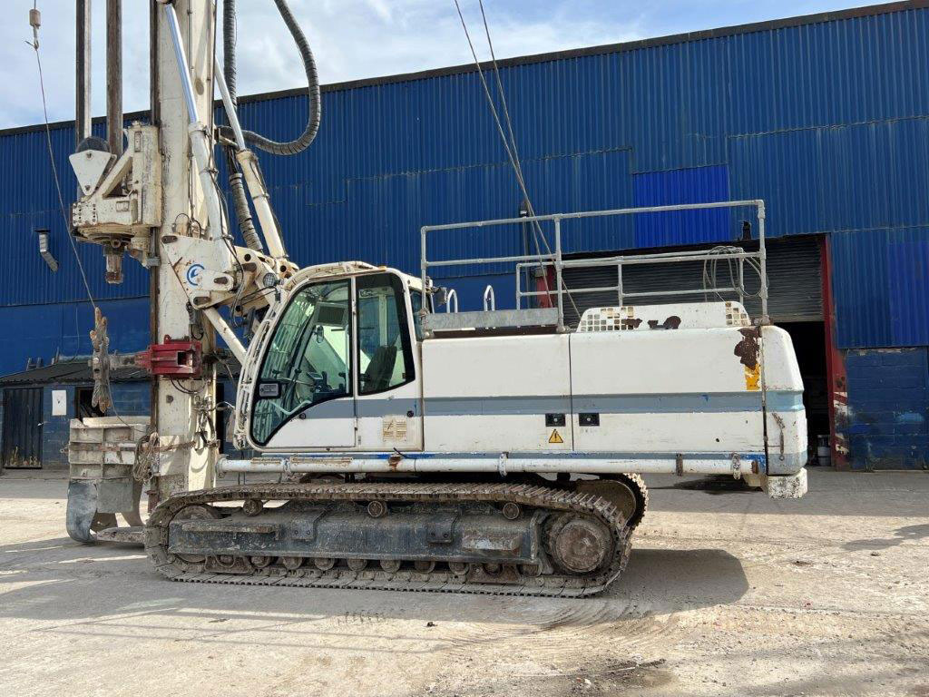 Soilmec SR-30 - Pile driver: picture 4 Soilmec SR-30 - Pile driver: picture 4