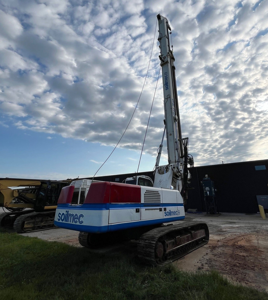 Soilmec SR-30 - Pile driver: picture 4 Soilmec SR-30 - Pile driver: picture 4