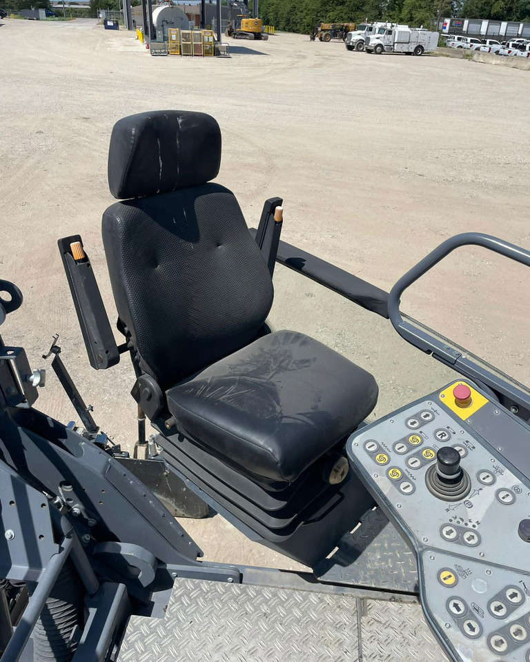 Leasing of Vogele Super 2000-3i Vogele Super 2000-3i: picture 7