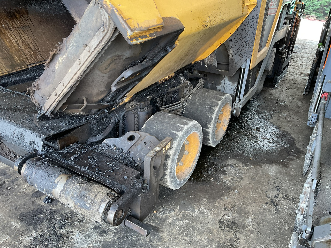 Volvo P6870C - Asphalt paver: picture 5 Volvo P6870C - Asphalt paver: picture 5