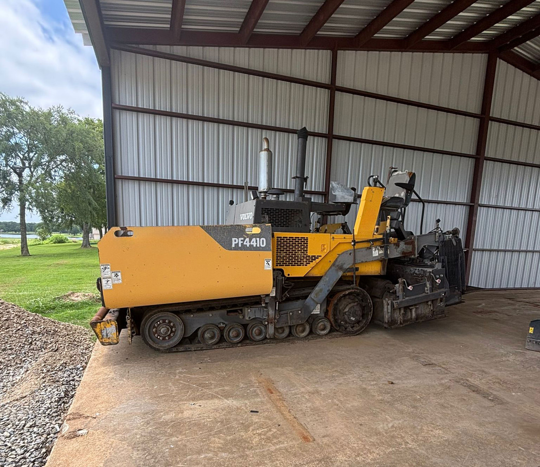 Volvo PF4410 - Asphalt paver: picture 2 Volvo PF4410 - Asphalt paver: picture 2