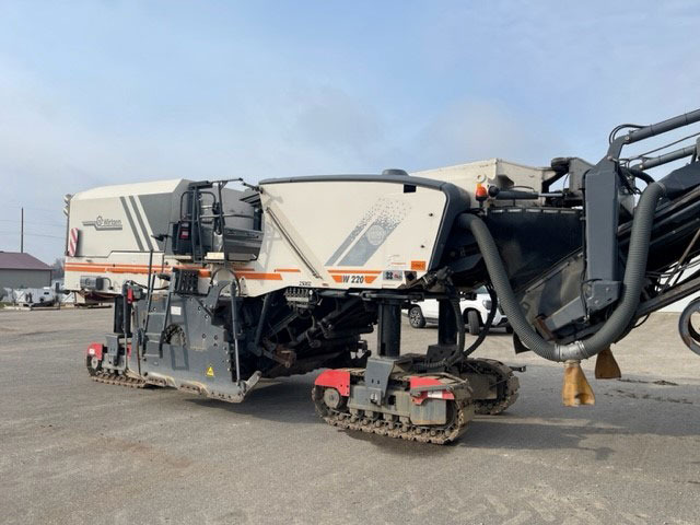 Wirtgen W 220 - Cold planer: picture 3 Wirtgen W 220 - Cold planer: picture 3