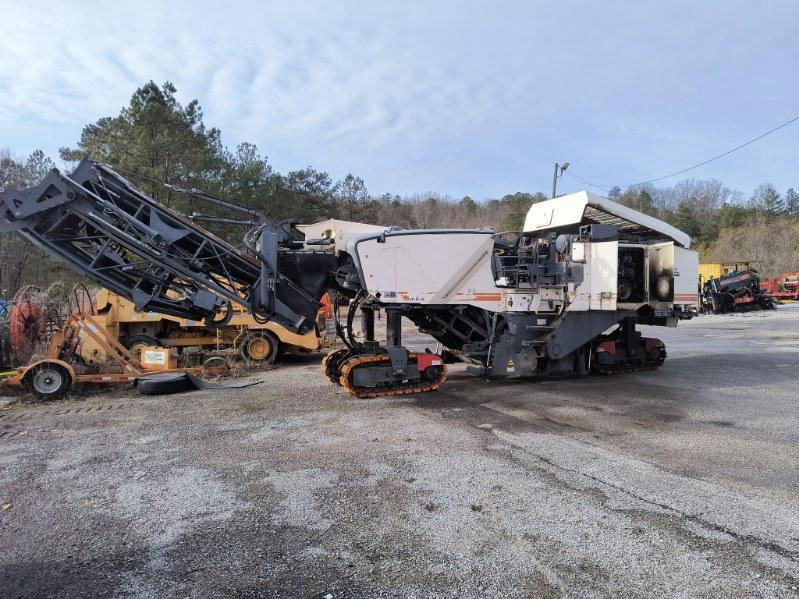 Wirtgen W 220 - Cold planer: picture 1 Wirtgen W 220 - Cold planer: picture 1