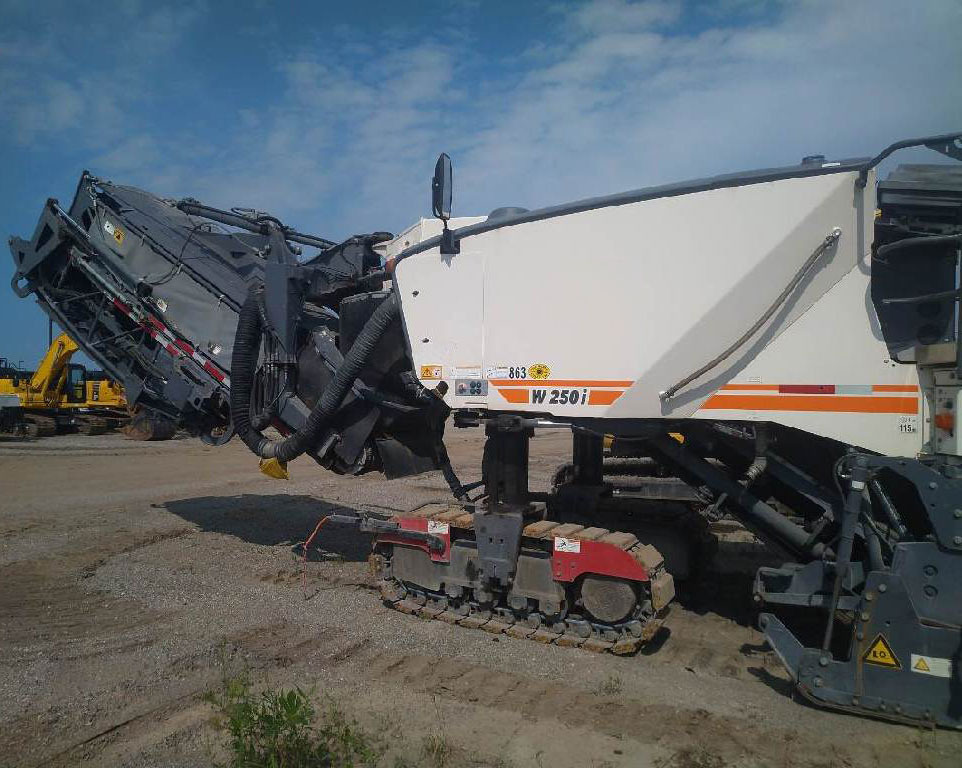 Wirtgen W 250 I - Cold planer: picture 4 Wirtgen W 250 I - Cold planer: picture 4