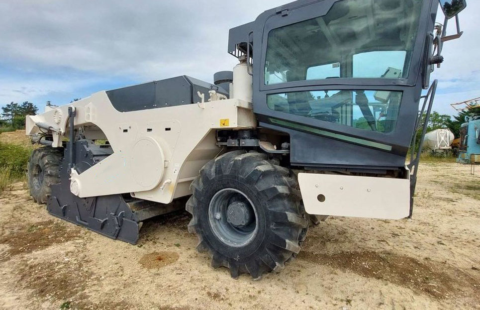 Soil stabilizer Wirtgen WR 2400: picture 6 Soil stabilizer Wirtgen WR 2400: picture 6