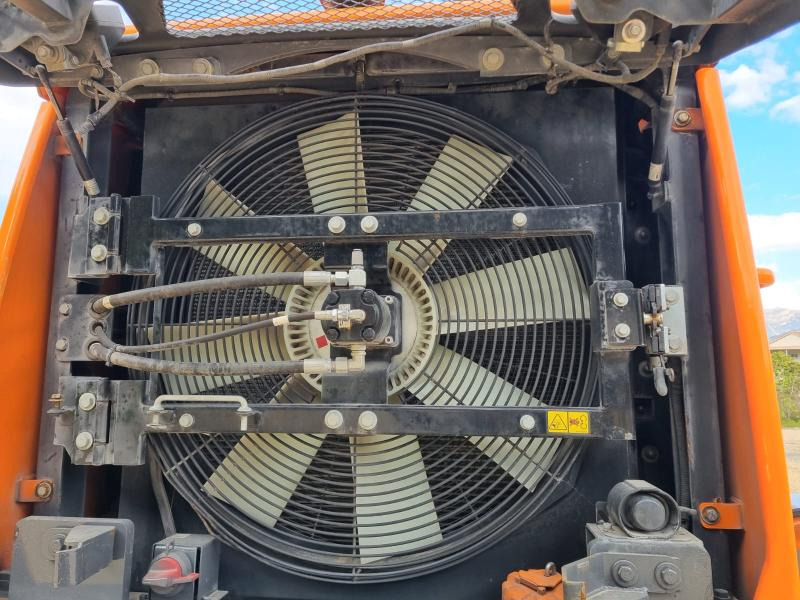 Wheel loader Doosan DL300: picture 7 Wheel loader Doosan DL300: picture 7