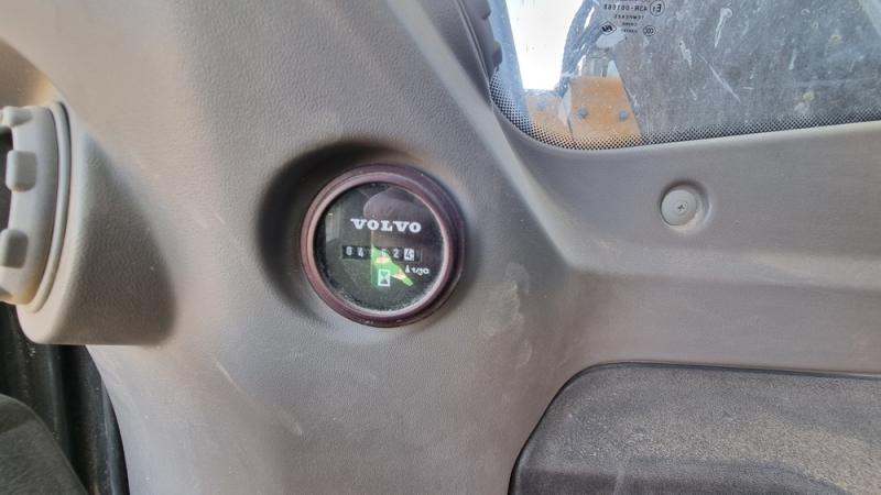 Crawler excavator Volvo ecr235: picture 6 Crawler excavator Volvo ecr235: picture 6